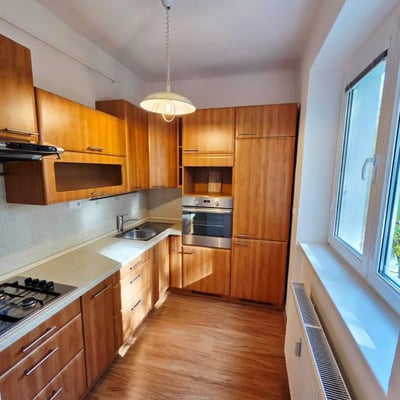 Vermietung einer gemütlichen Wohnung, 42 m², Stadtteil Nivy, Bratislava, Slowakei